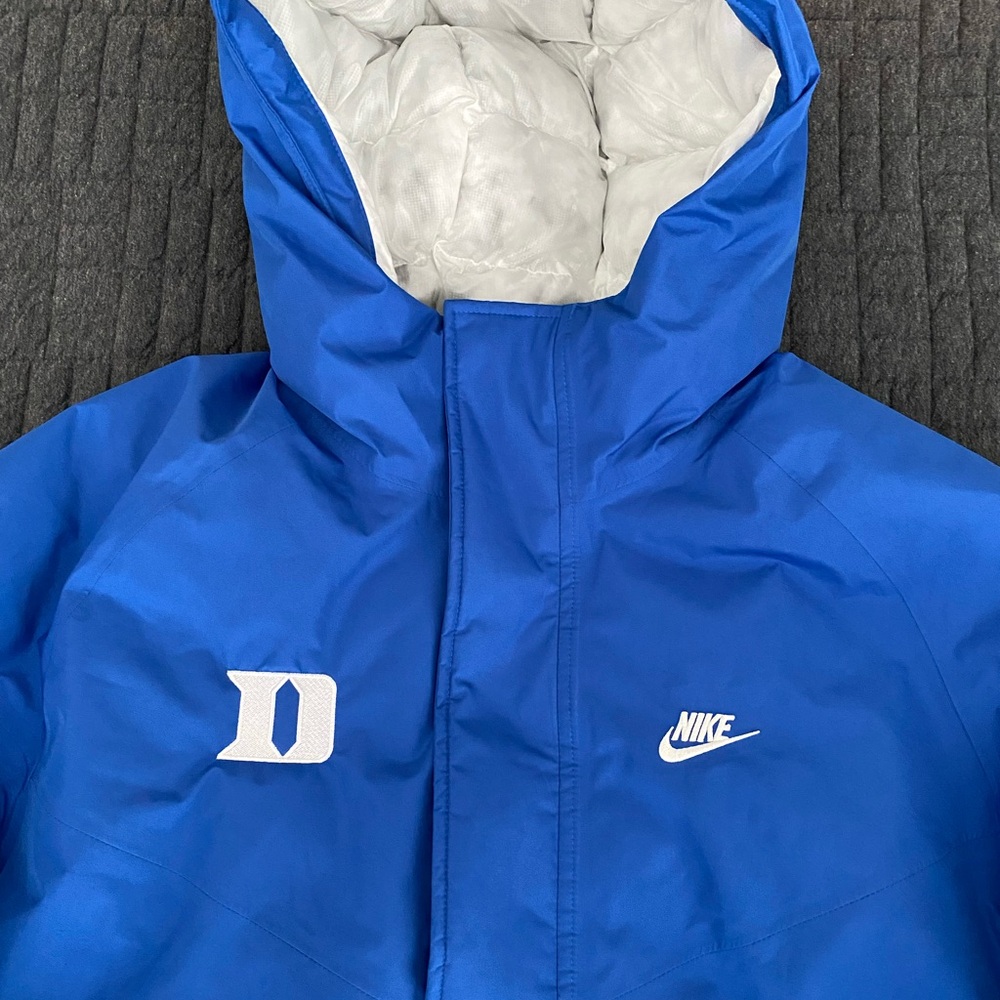 Duke Nike Storm-fit Adv Windrunner (Medium)